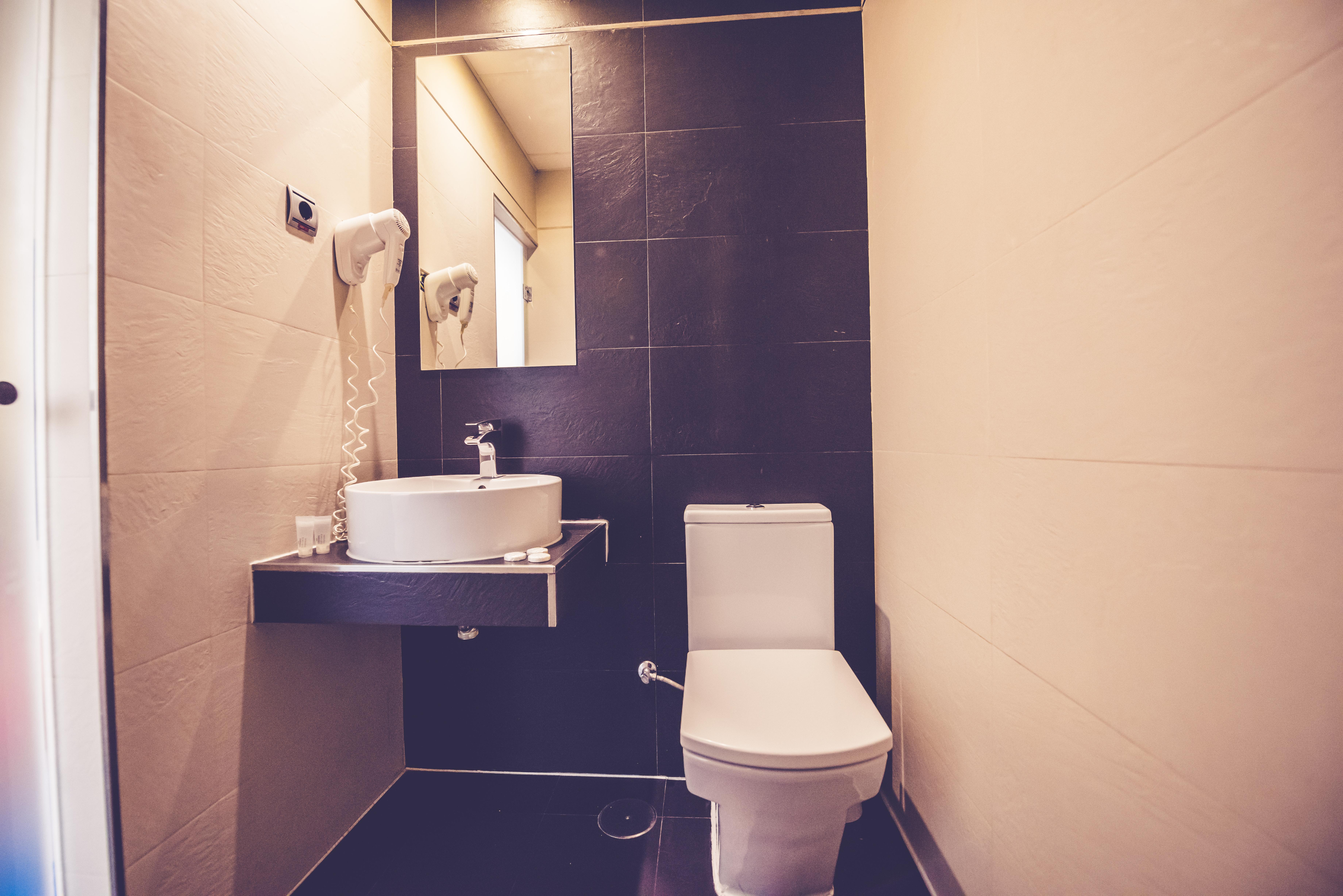 Hostal Sol Los Angeles Мадрид Екстериор снимка