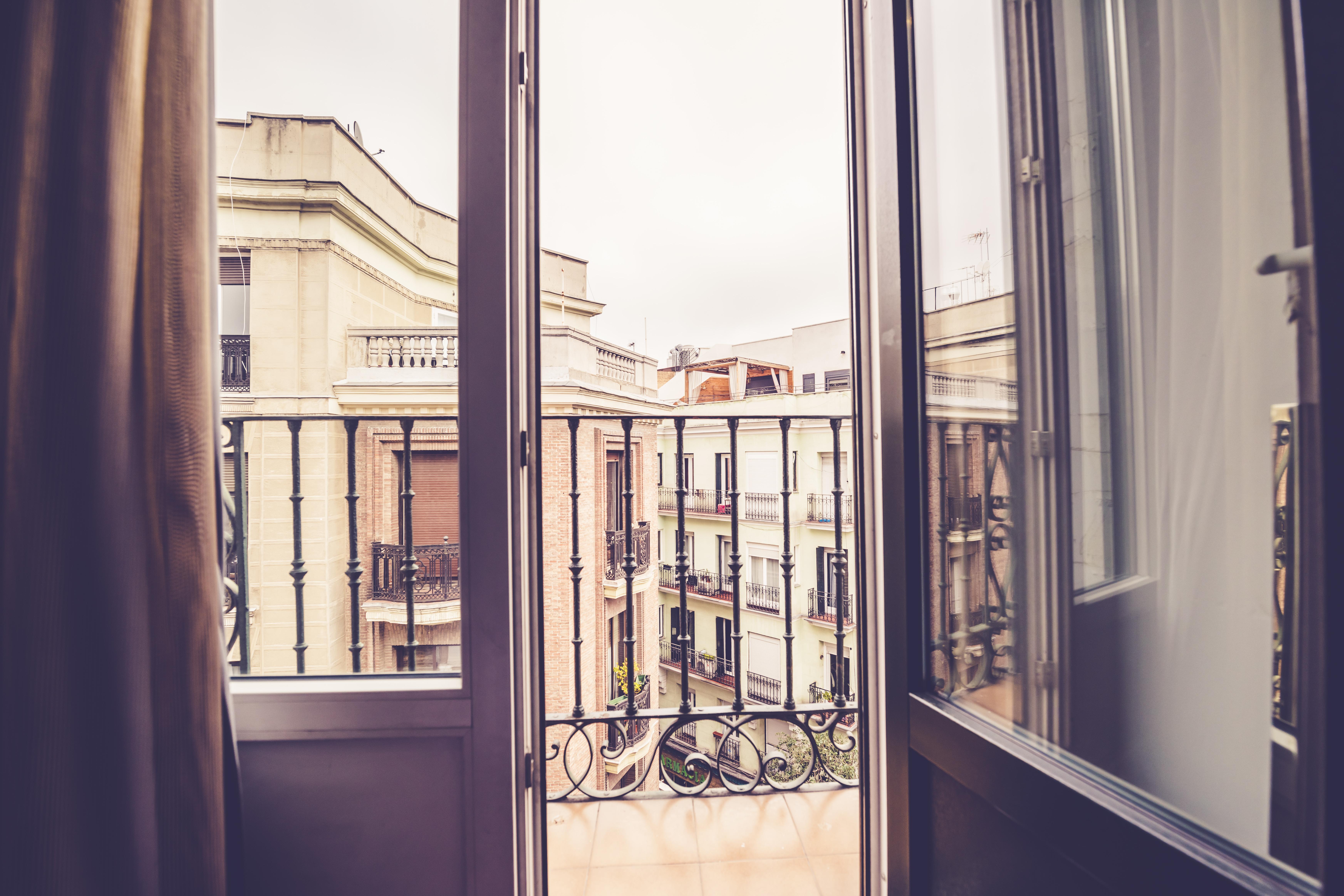 Hostal Sol Los Angeles Мадрид Екстериор снимка